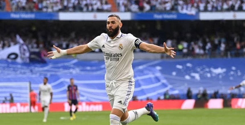 بهدف في شباك برشلونة.. كريم بنزيما يقسو على تاريخ سواريز في الكلاسيكو
