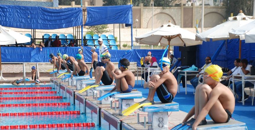 34 لاعبا ولاعبة يمثلون منتخب مصر بالبطولة العربية للزعانف بشرم الشيخ