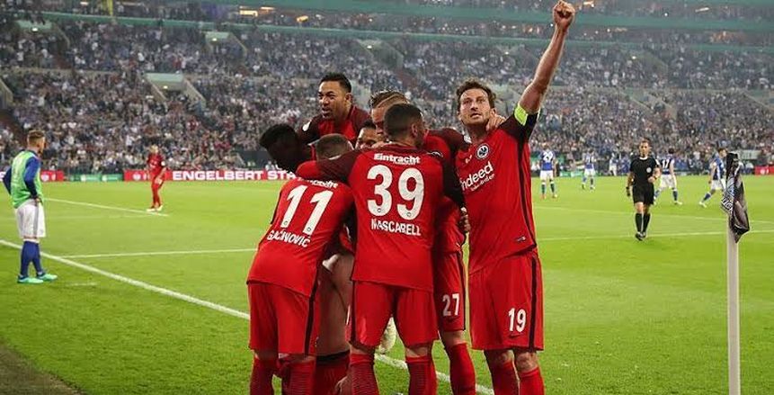 فرانكفورت ورينجرز إلى الأشواط الإضافية في نهائي الدوري الأوروبي