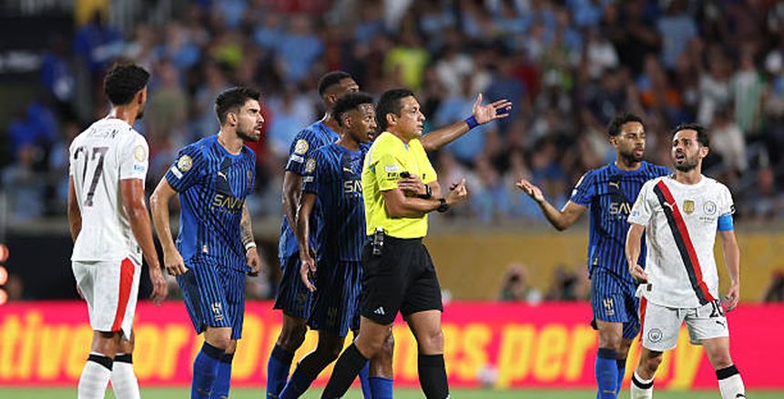 خبير تحكيمي يكشف صحة هدف مانشستر سيتي في الهلال بعد لمسة اليد