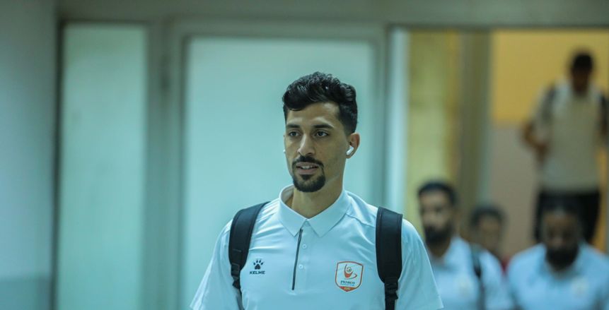 المصري البورسعيدي يعلن موقفه من انضمام محمود حمادة للزمالك
