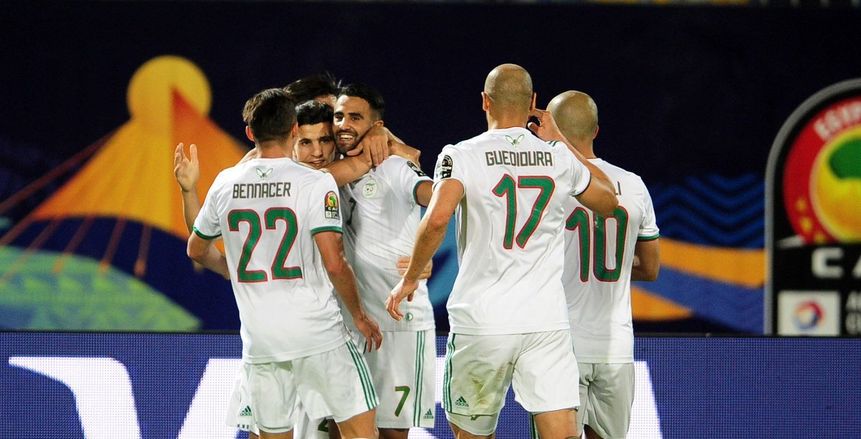 لاعب الجزائر السابق: اللعب في مصر مكسب.. ولاعبو الخضر شعروا أنهم في بلدهم
