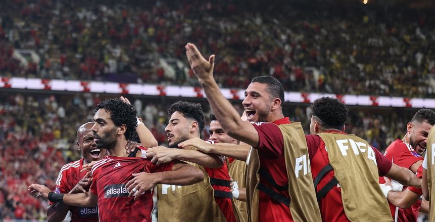 المحمودي يكشف التشكيل المتوقع للأهلي أمام جورماهيا.. ومفاجأة الصفقة الجديدة