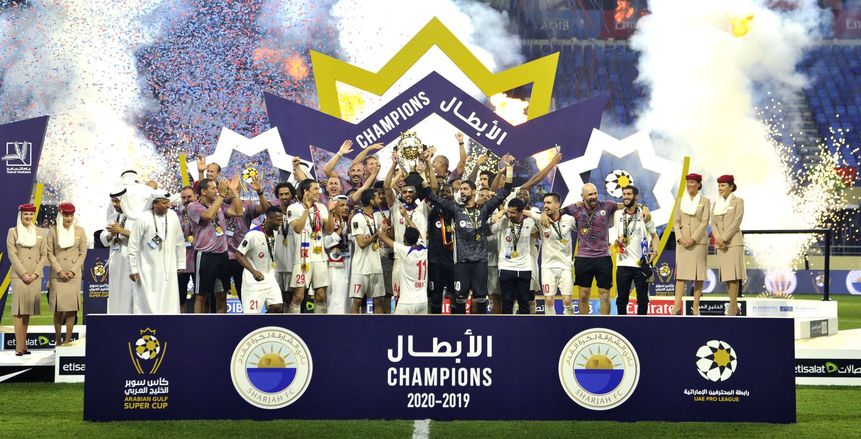 الشارقة يتوج بالسوبر الإماراتي بعد الفوز على الأهلي بركلات الترجيح