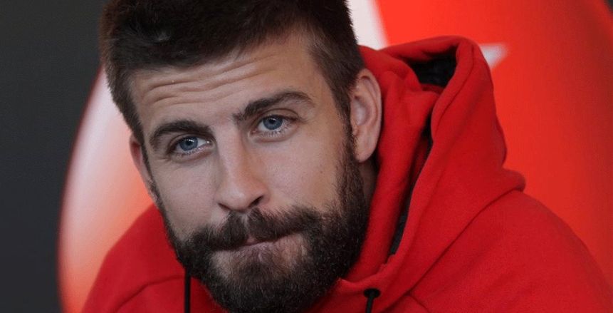 بيكيه: "نيمار" وضع شرط جزائي ضعيف للهروب من برشلونة