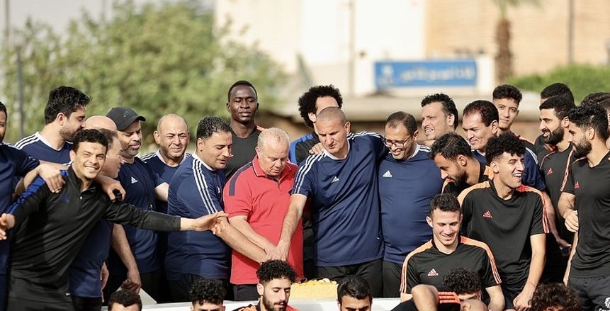 المقاولون العرب يحتفل بطلعت محرم وطارق سليمان لحصولهما على الرخصة A