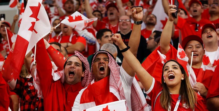 الحضور الجماهيري يحطم الأرقام القياسية في كأس العالم 2022.. اللاعب رقم 1