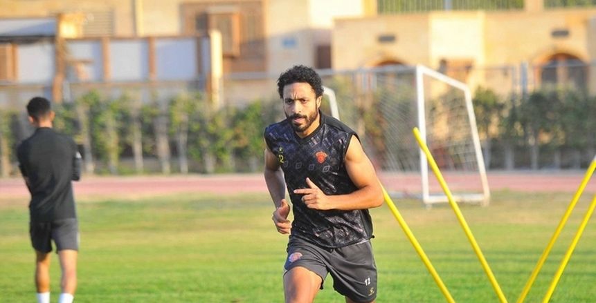 سموحة ينافس الإسماعيلي على ضم أحمد محسن من سيراميكا