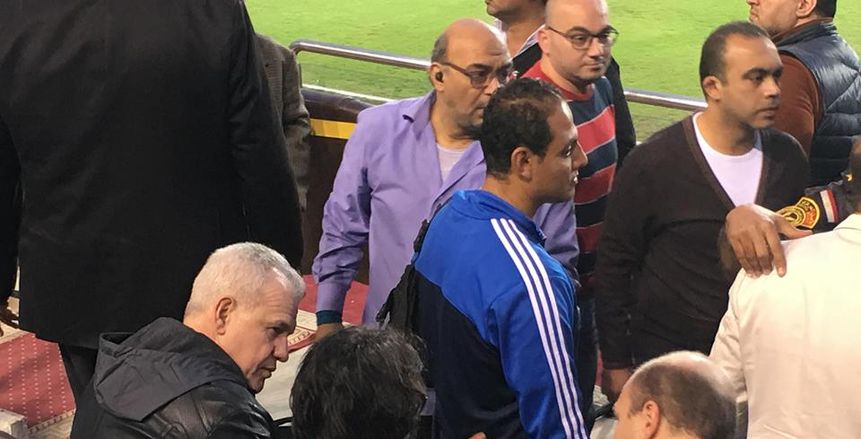خاص بالفيديو.. «أجيري» يتابع مواجهة «الأهلي وإنبي» لاختيار أفضل العناصر للمنتخب