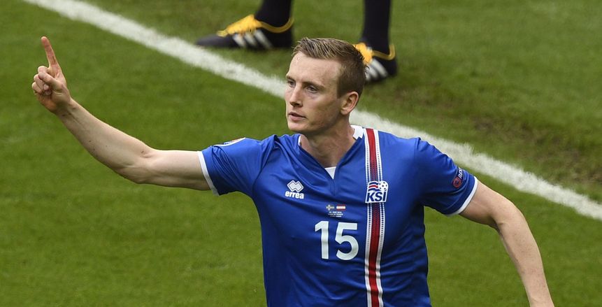 بالفيديو| أيسلندا تضع قدما في ثمن نهائي يورو بالتقدم على النمسا في الشوط الأول