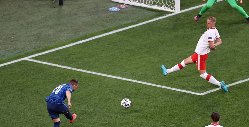 سلوفاكيا تفتتح مبارياتها في يورو 2020 بالفوز على بولندا 2-1 «فيديو»