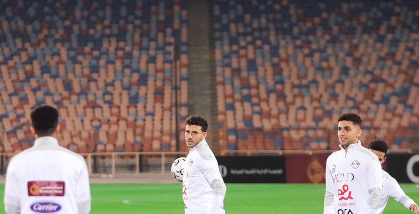 أخبار المنتخبات.. حسام حسن ينتظر المحترفين و«الأولمبي» يطير إلى السعودية