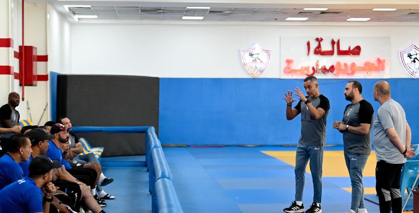 جوميز يُحاضر فنيًا بقطاعات ناشئي الزمالك.. «مواكبة التطورات الحديثة»
