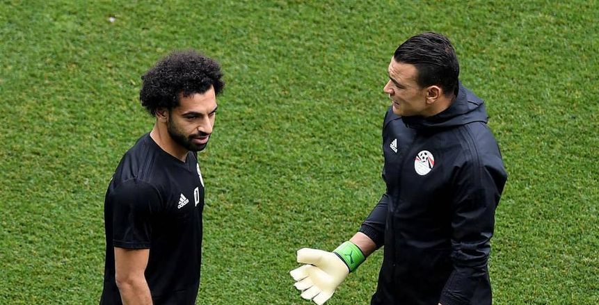 عصام الحضري لـ"صلاح": ولا يهمك.. مصر حاجة والقلة الفاسدة المريضة حاجة تانية