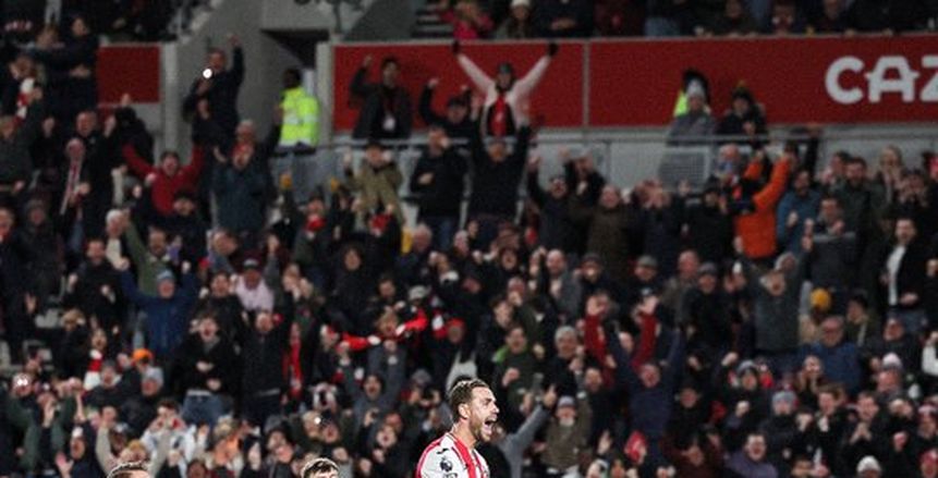 الخسارة الرابعة تواليا.. محمد صلاح يسجل هدفا رائعا في هزيمة ليفربول أمام برينتفورد