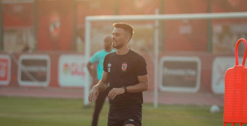 الأهلي يفقد خدمات صلاح محسن ومحمود متولي أمام الزمالك