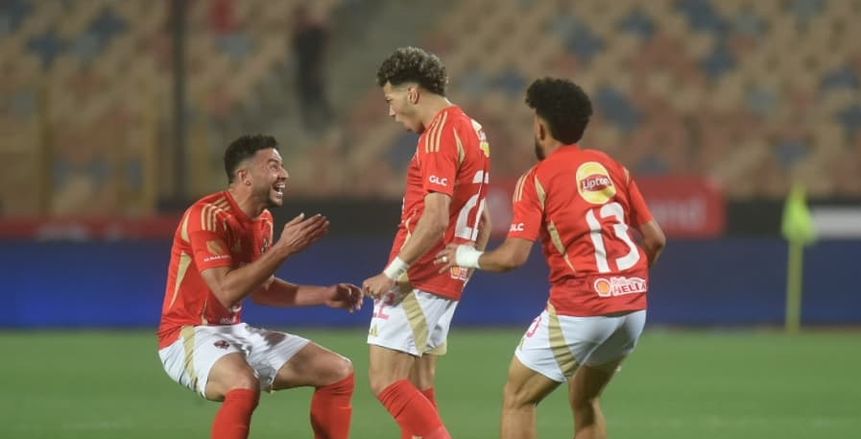 ماذا يحتاج الأهلي للتتويج بلقب الدوري المصري بعد الفوز القاتل على البنك؟
