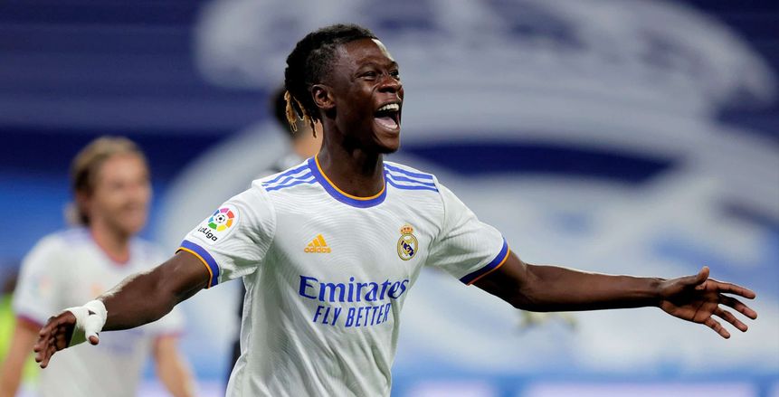 ريال مدريد يعلن تفاصيل إصابة كامافينجا.. وبرشلونة يدرس ضم نجم ليفربول