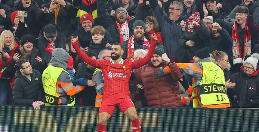 محمد صلاح يواصل كتابة التاريخ في الدوري الإنجليزي.. تخطى تيري هنري 