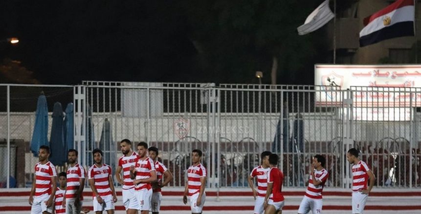 خالد جلال للاعبي الزمالك: "ممنوع استخدام الفيس بوك.. ركزوا في الدوري"