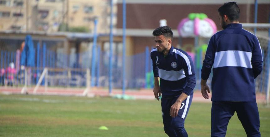 صلاح محسن يقود هجوم سموحة أمام المقاصة في الدوري