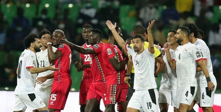 حكم مثير للجدل يدير مباراة مصر والسودان في أمم إفريقيا.. الجزائر اتهمته بالتلاعب