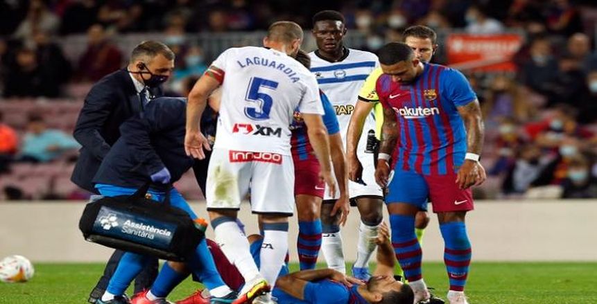 طبيب أجويرو يكشف كواليس اعتزاله.. وبرشلونة يقترب من التعاقد مع بديله