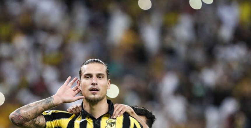 بعد خرق حظر التجول.. الحكم على لاعب الاتحاد بالحبس في منزله 3 أشهر