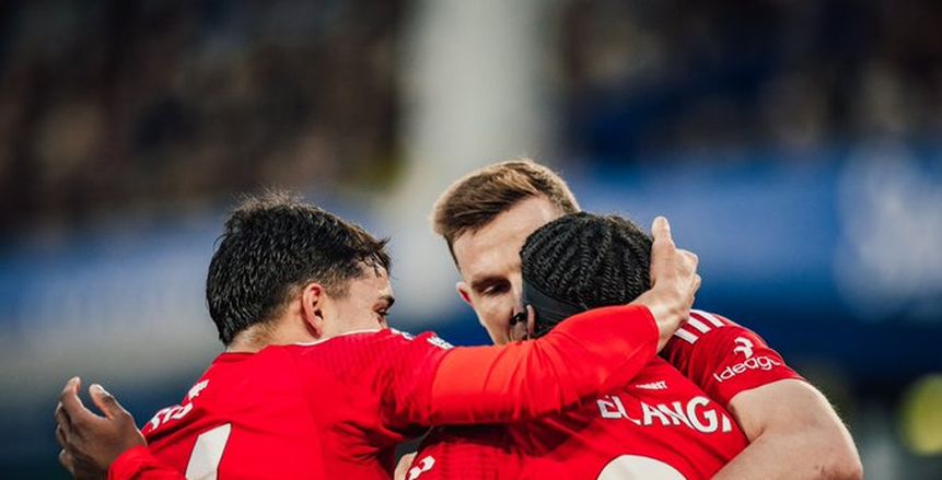 نوتنجهام يواصل الانتصارات بفوز على إيفرتون ويخطف وصافة الدوري الإنجليزي مؤقتًا