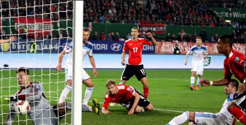 منافس مصر.. النمسا تتقدم على روسيا في الشوط الأول