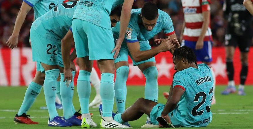 برشلونة يعلن تفاصيل إصابة كوندي.. وتأكد غيابه عن الكلاسيكو
