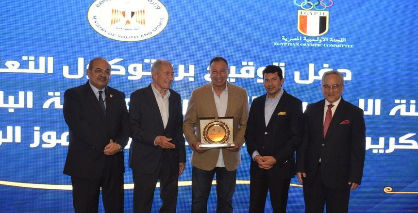 «الأولمبية» تكرم وزير الرياضة والخطيب ورئيس رابطة الأندية المحترفة