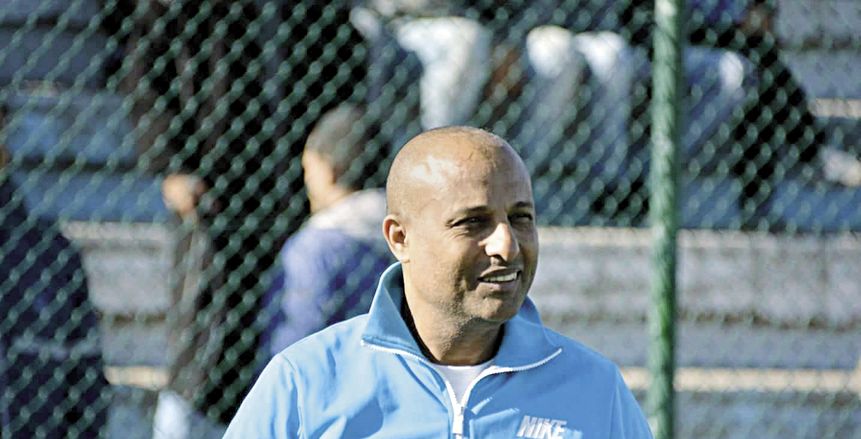 طارق مصطفى يعلن توليه تدريب أولمبيك آسفي المغربي