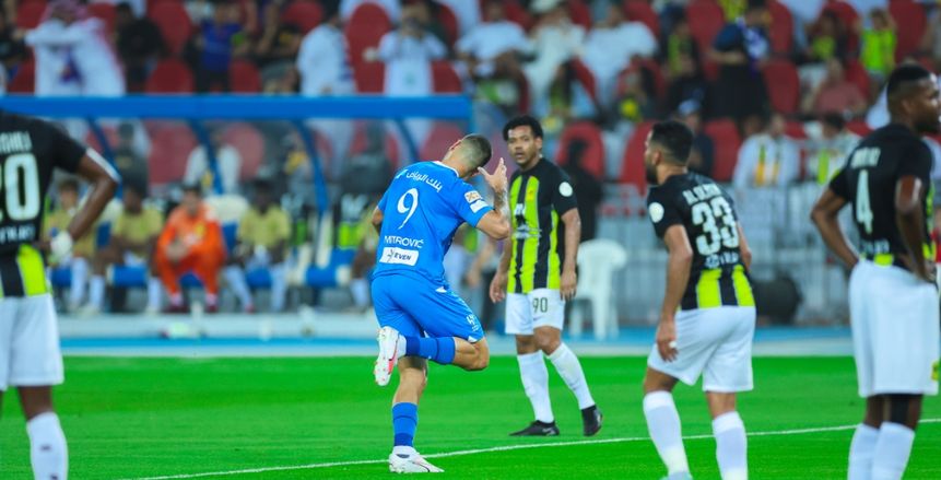 موعد مباراة الهلال والاتحاد في نهائي السوبر والقنوات الناقلة والمعلق