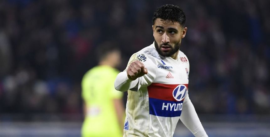 "كأس العالم" يحدد مصير فقير في ليفربول