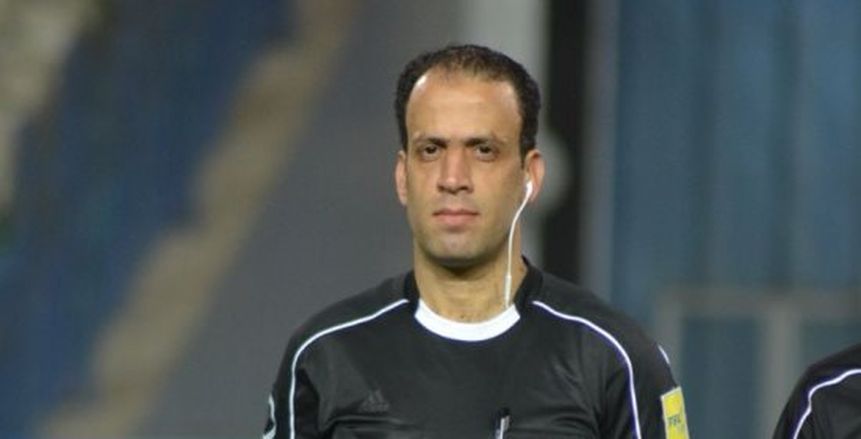 بعد 24 عامًا.. محمد الحنفي يعلن اعتزاله التحكيم بشكل نهائي