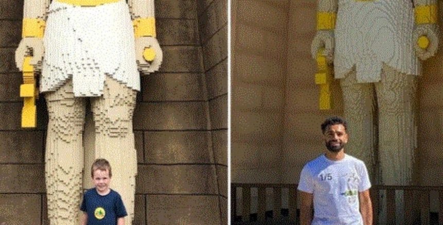 مشجع إنجليزي ينشر صورة نجله مع تمثال فرعوني: ابني يطلق عليه مو صلاح