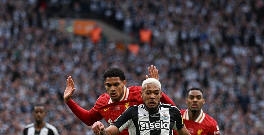 نيوكاسل يباغت ليفربول بهدف في الشوط الأول من نهائي كأس الرابطة