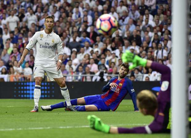 كلاسيكو الأرض| صور ميسي وفرحة برشلونة وحسرة ريال مدريد