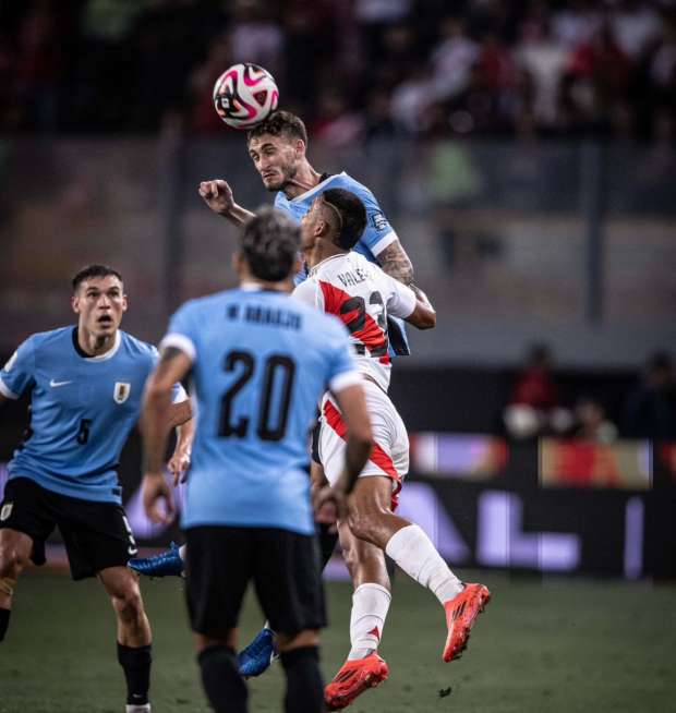 بهدف قاتل.. بيرو تفوز على أوروجواي بختام الجولة التاسعة لتصفيات كأس العالم