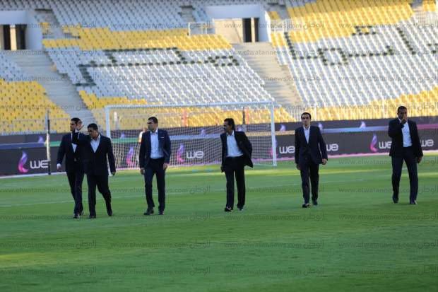 بالصور| وصول الزمالك إلى برج العرب