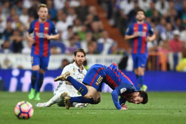 كلاسيكو الأرض| صور ميسي وفرحة برشلونة وحسرة ريال مدريد