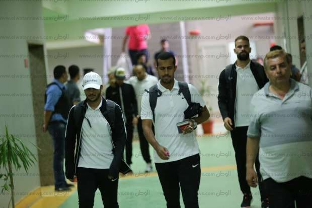 بالصور| وصول الزمالك إلى برج العرب