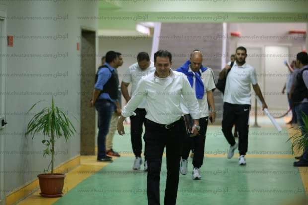بالصور| وصول الزمالك إلى برج العرب