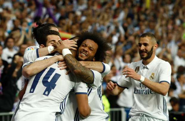 كلاسيكو الأرض| ميسي يخطف ريال مدريد في الوقت القاتل ويشعل صراع الليجا