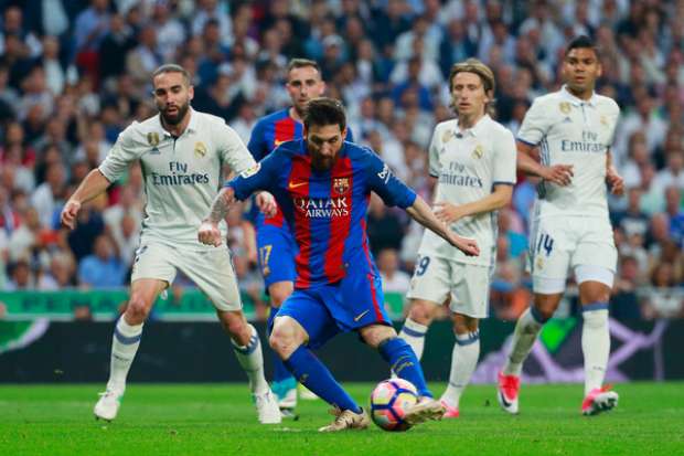 كلاسيكو الأرض| صور ميسي وفرحة برشلونة وحسرة ريال مدريد