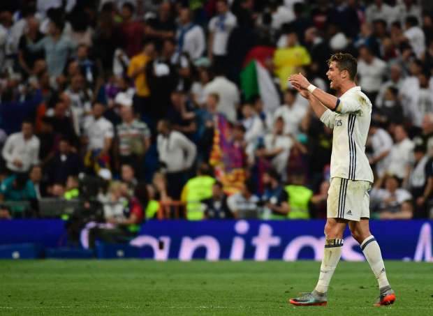 كلاسيكو الأرض| ميسي يخطف ريال مدريد في الوقت القاتل ويشعل صراع الليجا