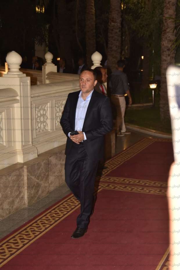 بالصور| تواجد نجوم الرياضة في عزاء زوجة مصطفى عبده