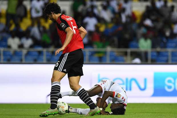 مصر وبوركينا| التعادل السلبي ينهي الشوط الأول