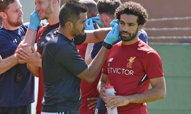 بالصور| المران الأول لمحمد صلاح في ملعب "أنفيلد"